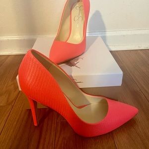 Coral Jessica Praylee pumps. Never worn